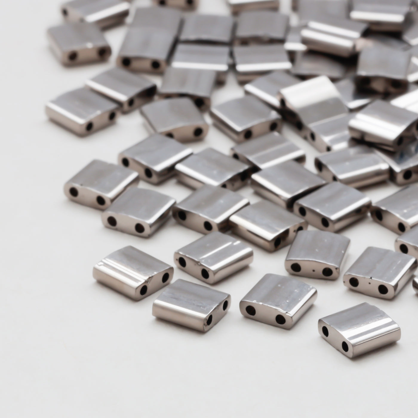 TILAビーズ　プレシャス