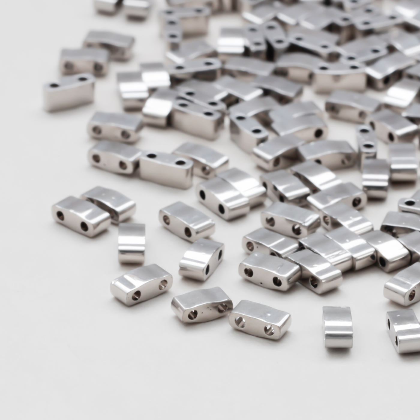 TILAビーズ　プレシャス