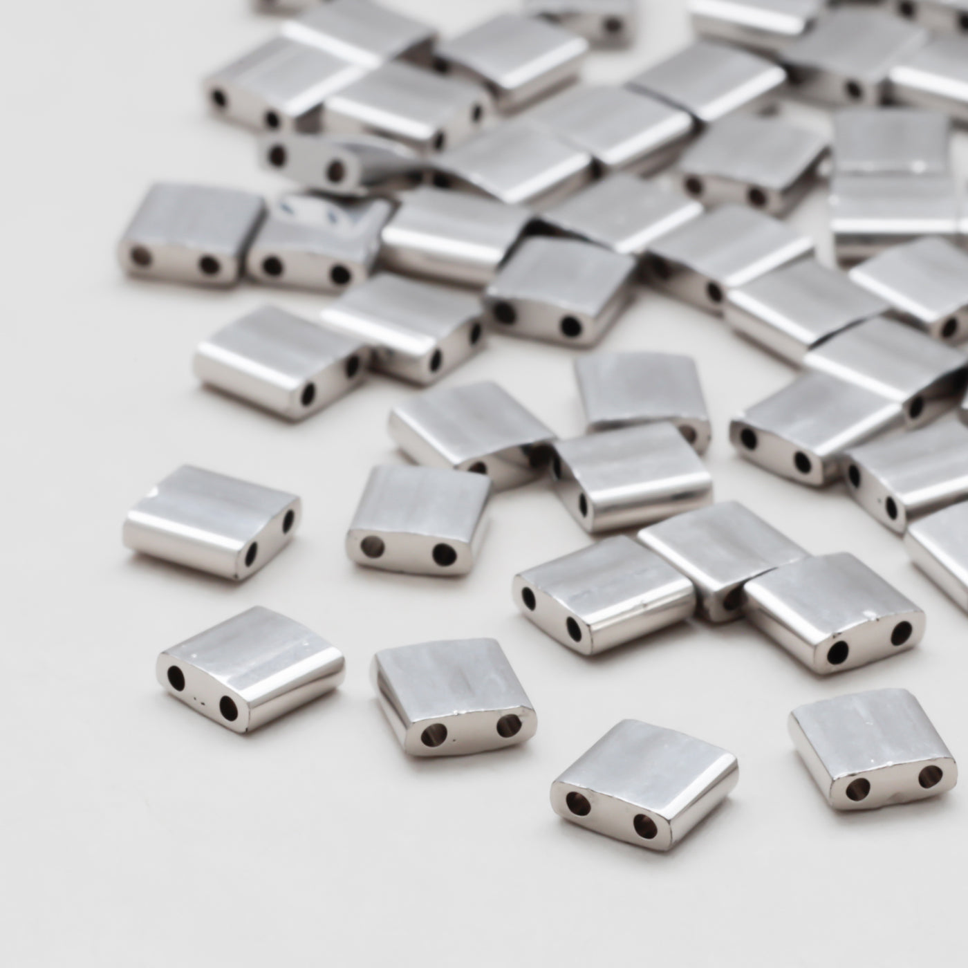 TILAビーズ　プレシャス