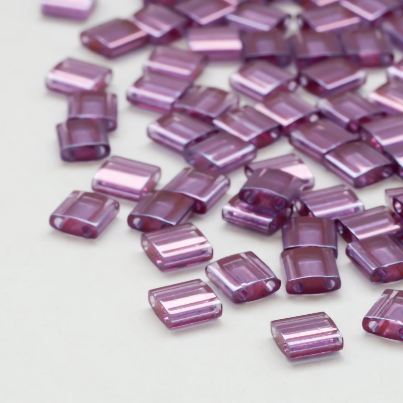 TILAビーズ　ゴールドラスター