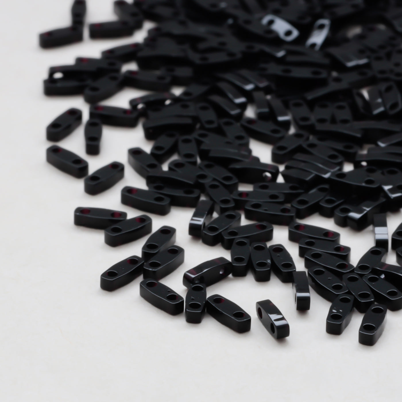 TILAビーズ　ギョク