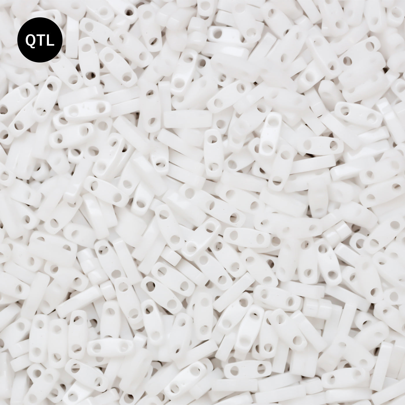 TILAビーズ　ギョク