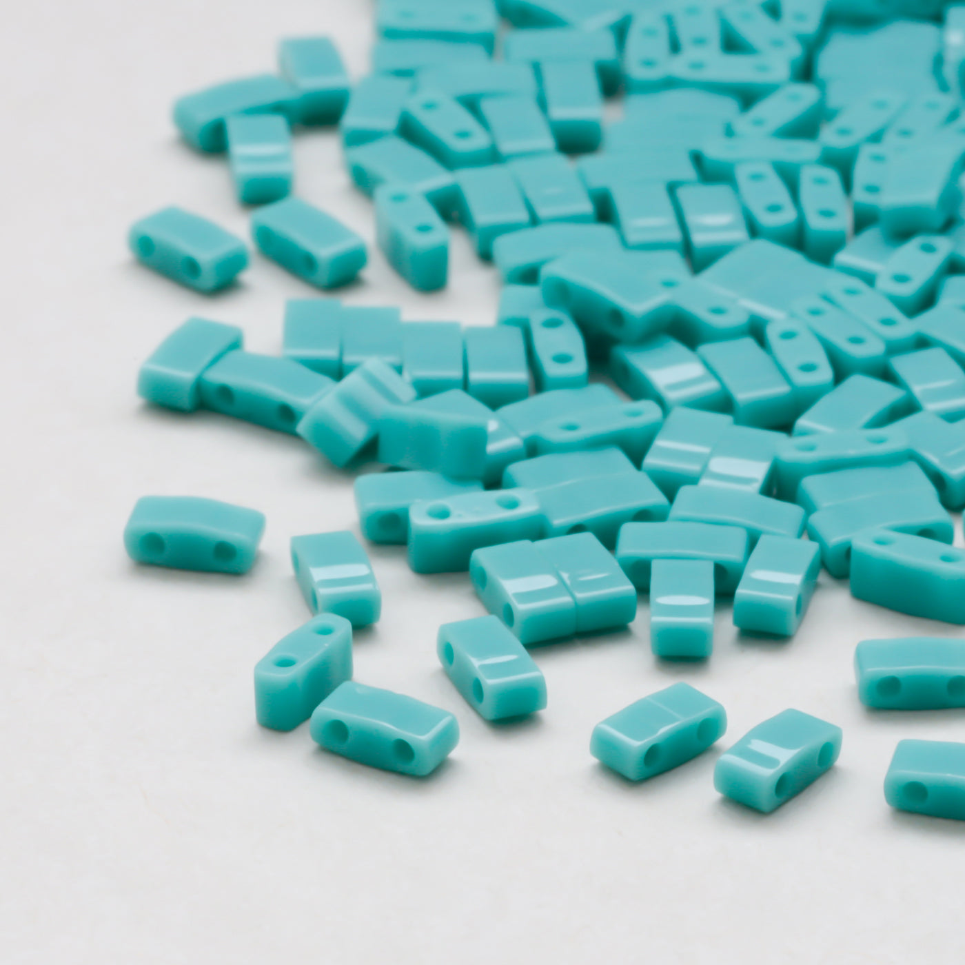 TILAビーズ　ギョク