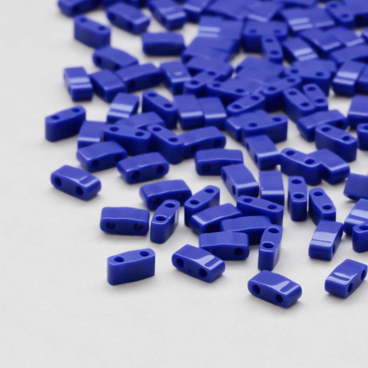 TILAビーズ　ギョク