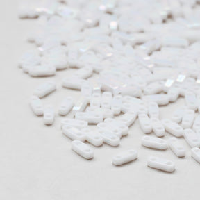 TILAビーズ　ギョクレインボー