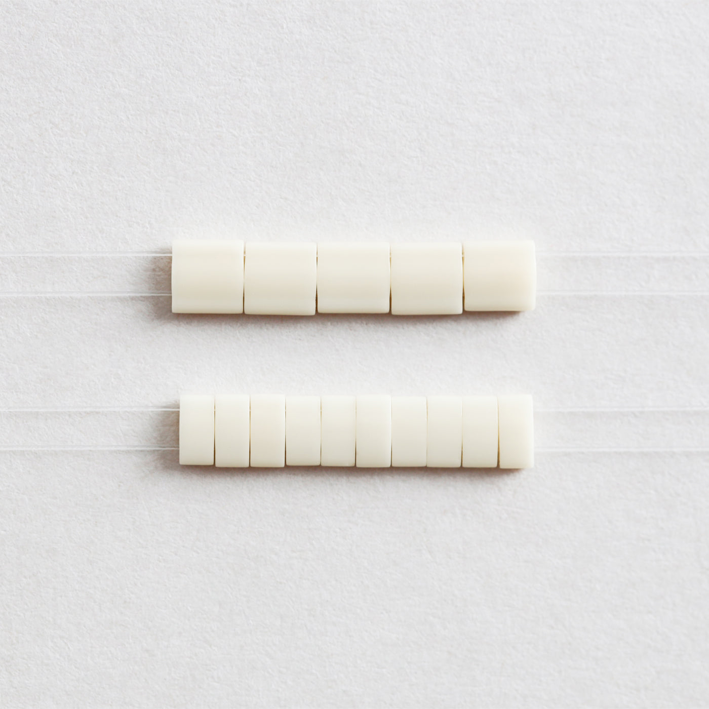 TILAビーズ　ギョク