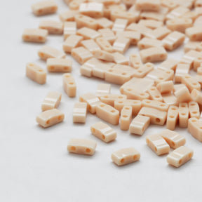 TILAビーズ　ギョク