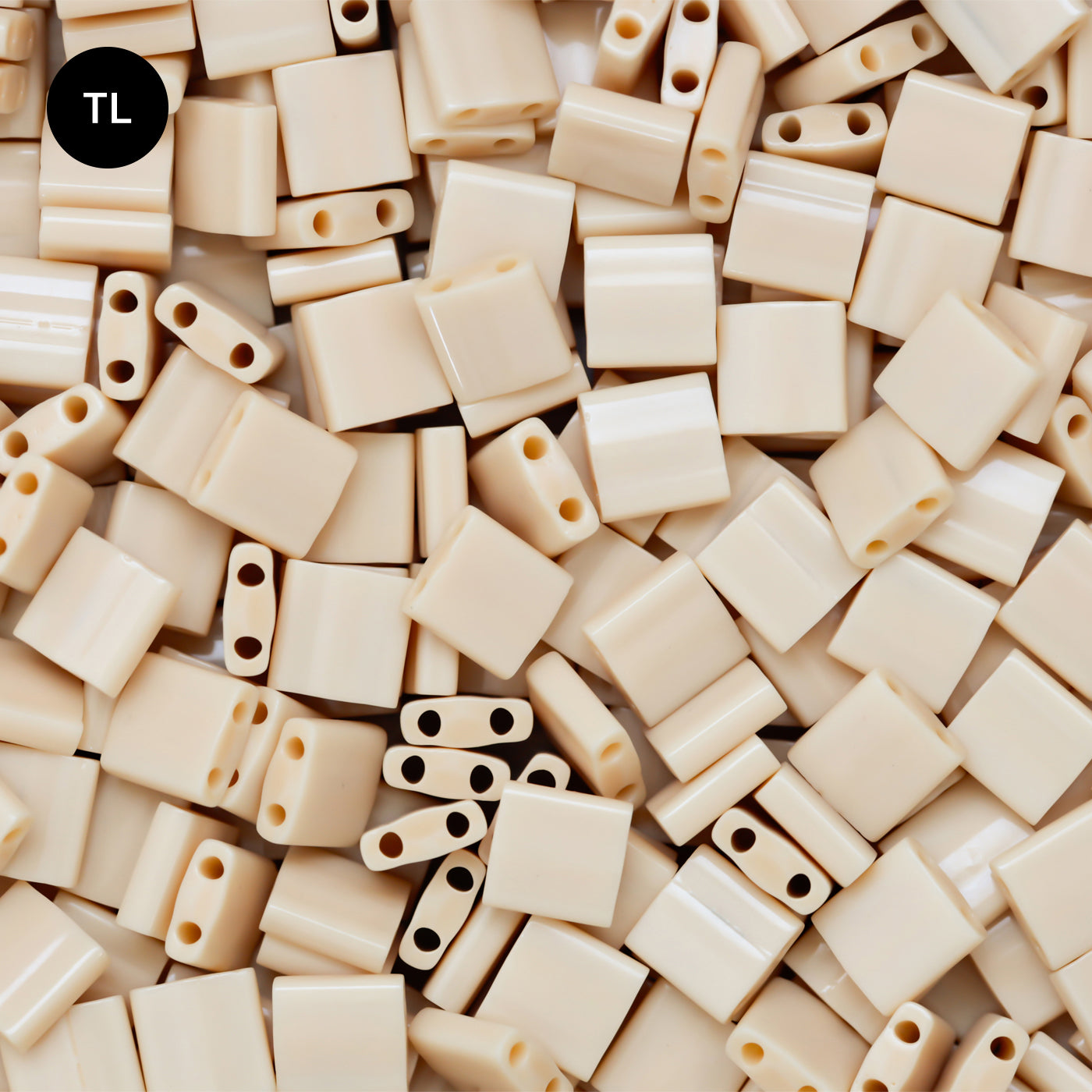 TILAビーズ　ギョク