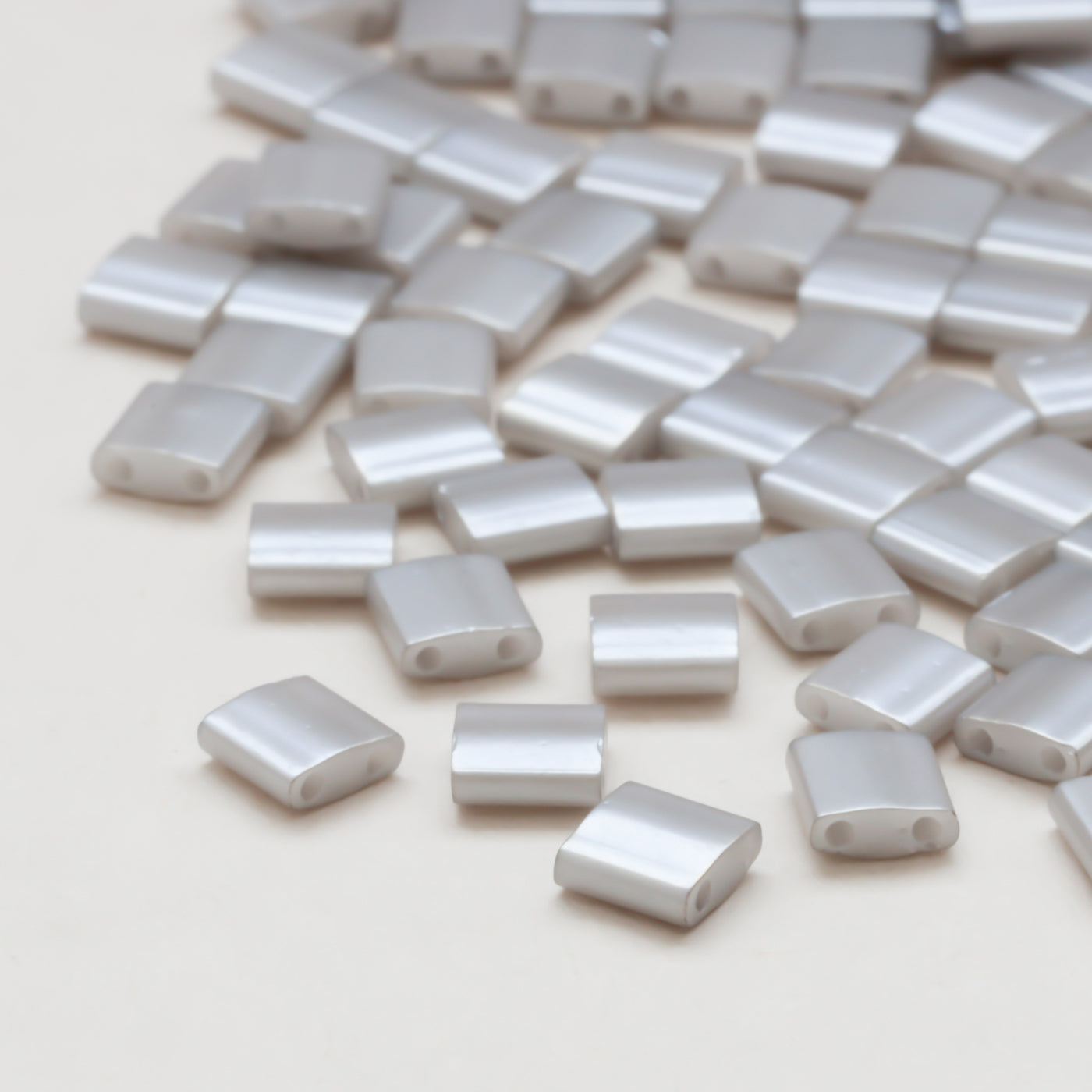 TILAビーズ　アラバス