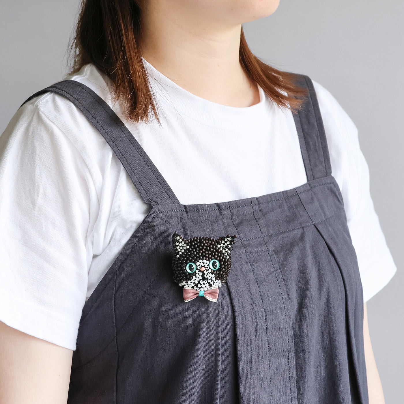 ビーズ編みの猫ブローチキット