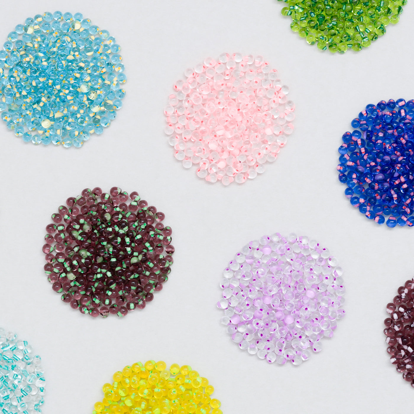 ドロップビーズ　ファンシー中染