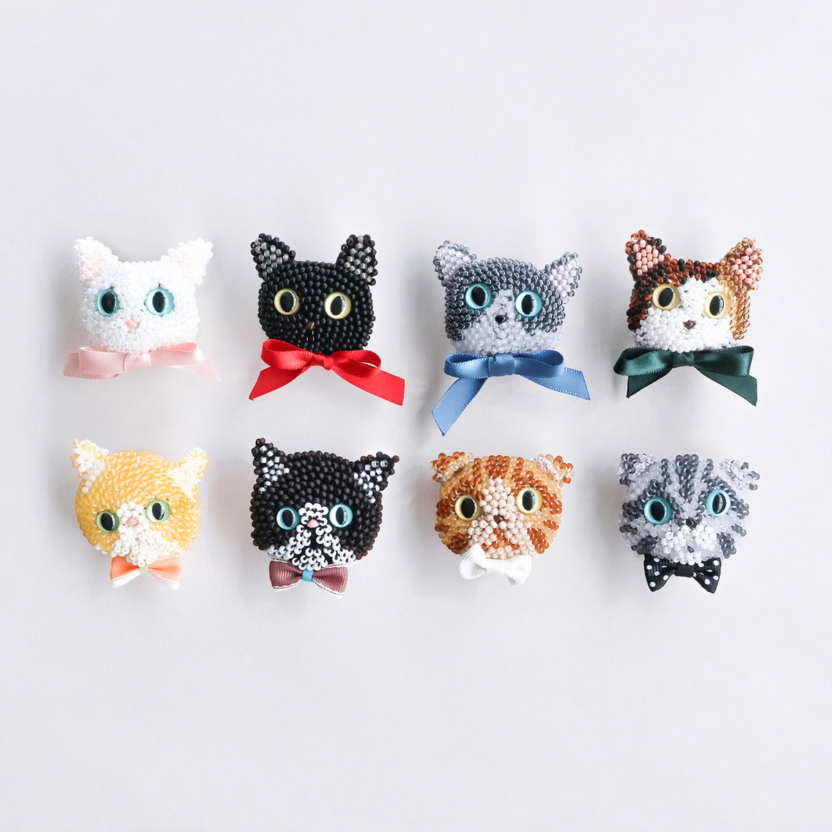 ビーズ編みの猫ブローチキット