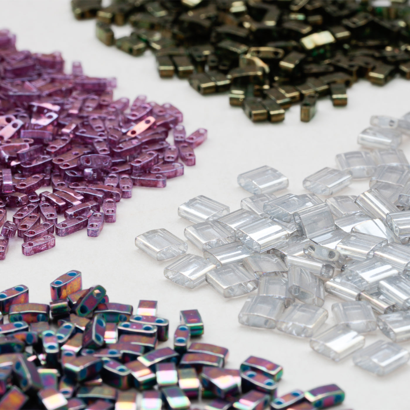 TILAビーズ　ゴールドラスター