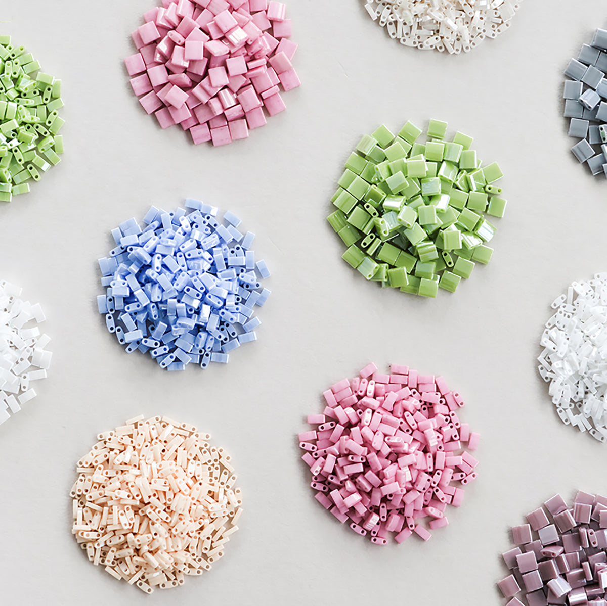 TILAビーズ　ギョクラスター