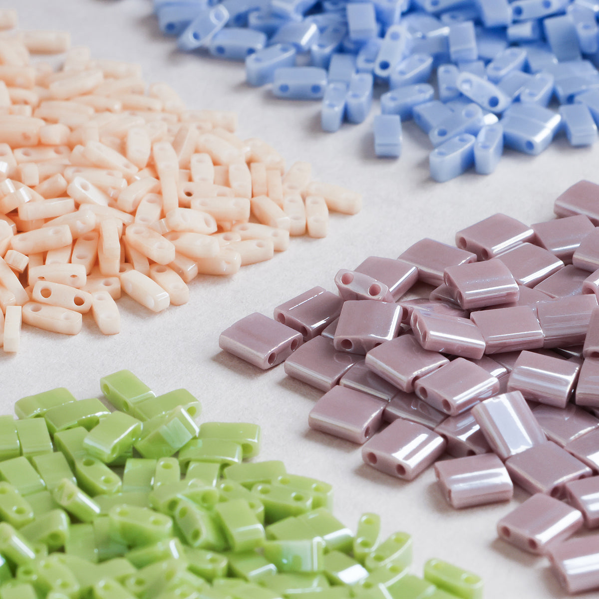 TILAビーズ　ギョクラスター