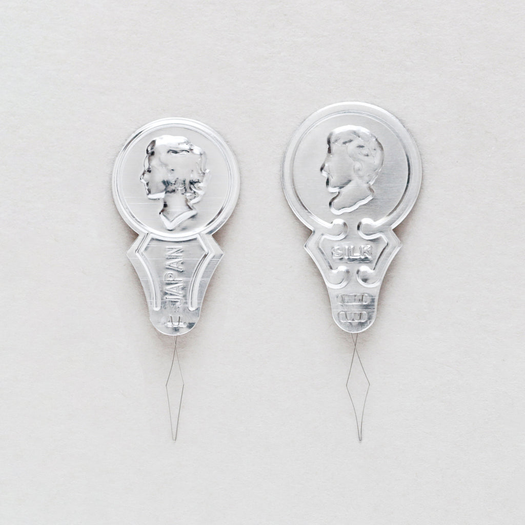 遺品整理☆生前整理☆アクセサリーまとめ売り☆K18☆Silver☆ニナリッチ☆ 遺品生前整理☆ジュエリーボックス アクセサリーまとめ売り☆K18